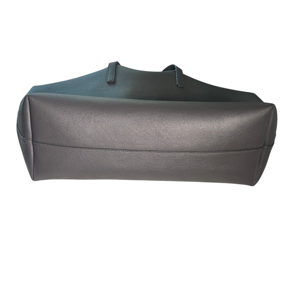 SAINT LAURENT East/West Shopping Tote Bag | YSL Gray Leather | AUTHENTICATED - Picture 8 of 16